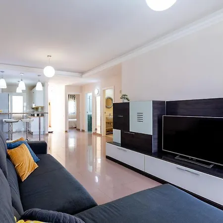 Bahia Del Duque Peacefull & Spacious 公寓 *